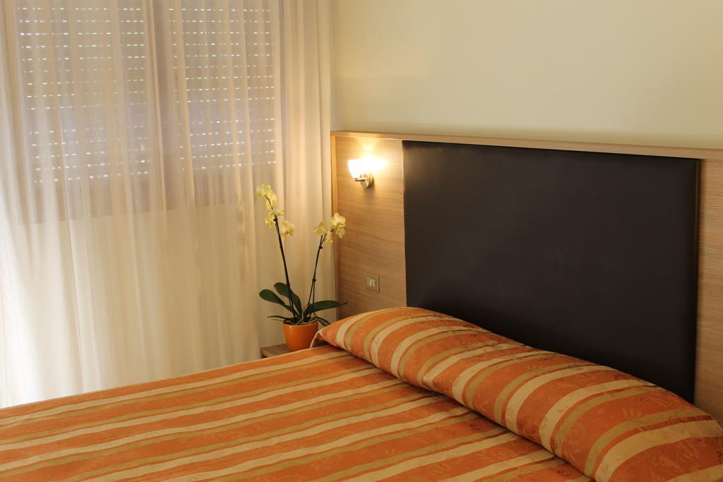 Hotel Astor B&B Lido di Classe Quarto foto