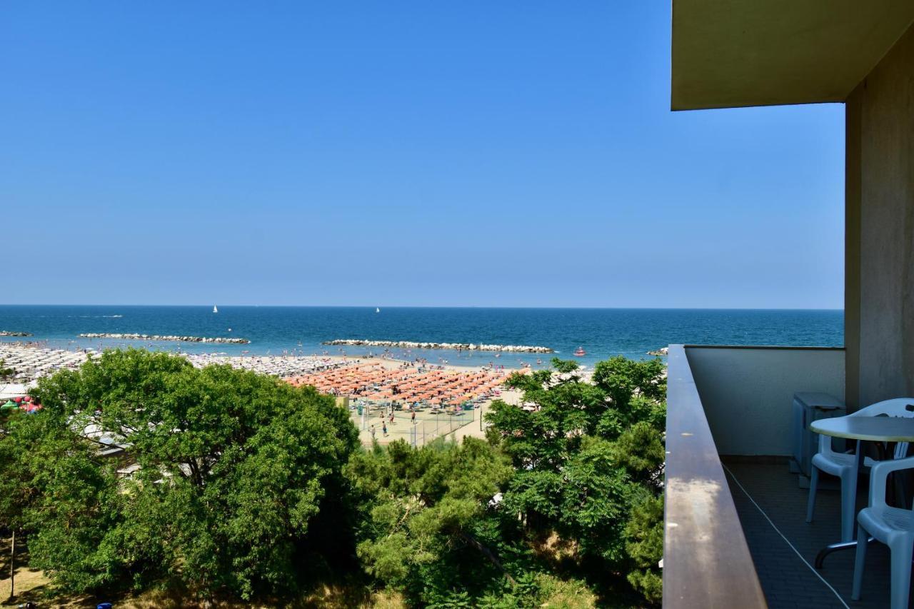 Hotel Astor B&B Lido di Classe Exterior foto